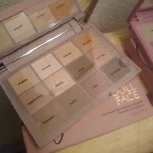 Doll face eyeshadow palette legendary naturals
